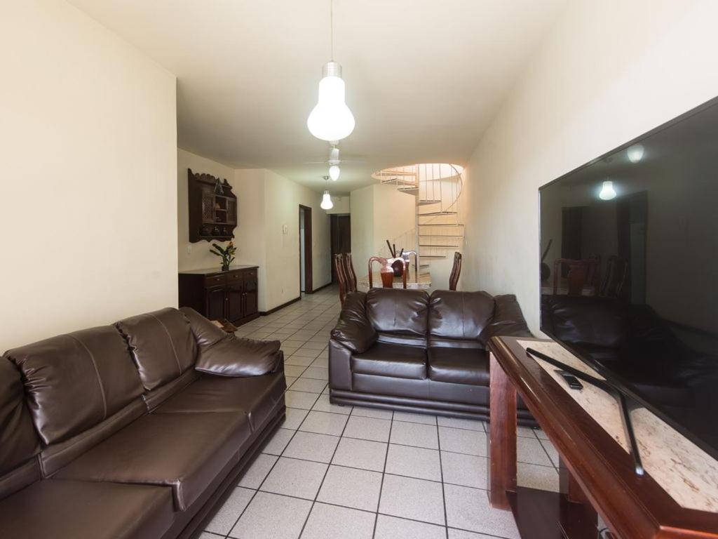 Excelente Cobertura Duplex A 2 Quadras Da Praia Do Forte Com 4 Quartos Cabo Frio Exterior photo